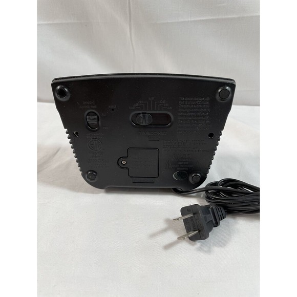 Self Setting Alarm Clock AcuRite Intelli-Time Automatic Time Set 5.4" 13019 - Picture 3 of 6